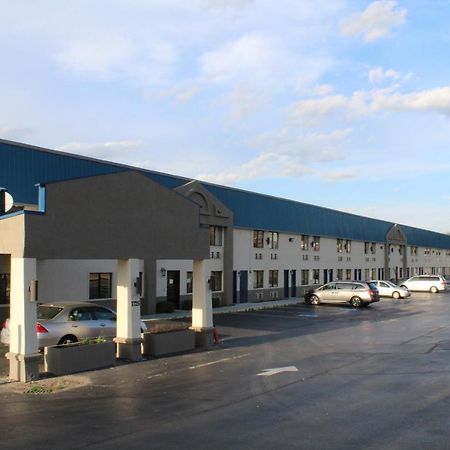 查塔努加机场汽车旅馆 外观 照片